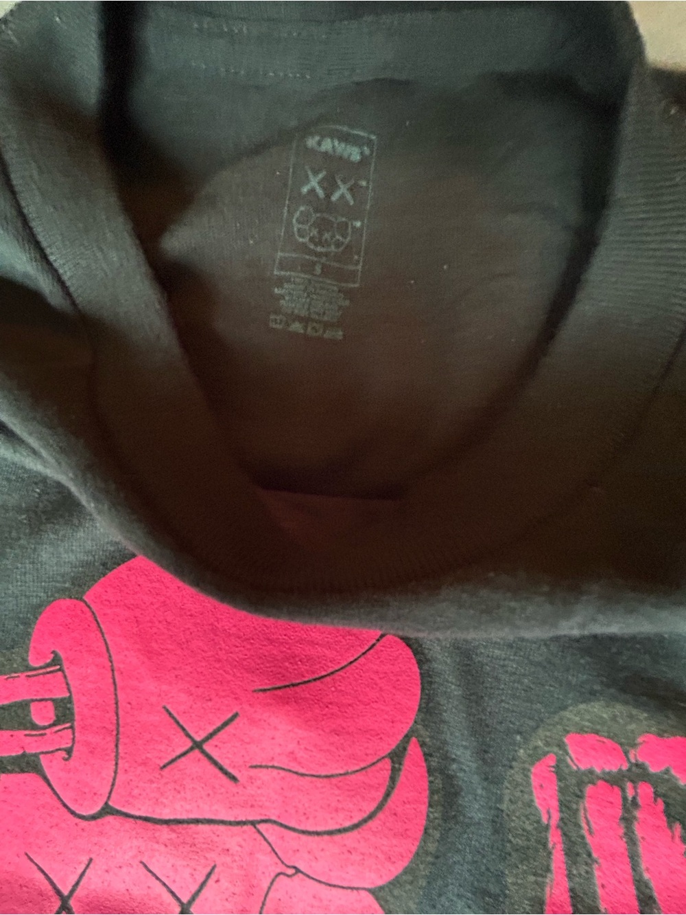 Kaws - Picture 3 of 3